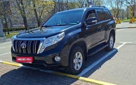 Toyota Land Cruiser Prado 150 рестайлинг 2, 2015 год, 3 500 000 рублей, 5 фотография