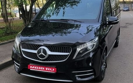 Mercedes-Benz V-Класс, 2020 год, 3 200 000 рублей, 2 фотография