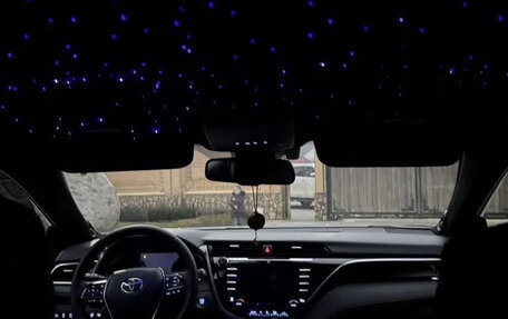 Toyota Camry, 2018 год, 2 990 000 рублей, 12 фотография