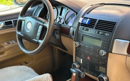 Volkswagen Touareg III, 2004 год, 425 000 рублей, 9 фотография
