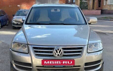 Volkswagen Touareg III, 2004 год, 425 000 рублей, 6 фотография