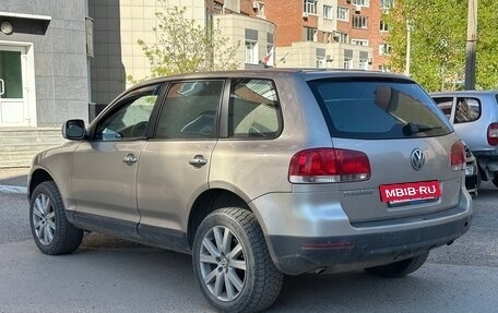 Volkswagen Touareg III, 2004 год, 425 000 рублей, 3 фотография