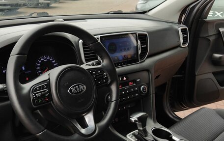 KIA Sportage IV рестайлинг, 2017 год, 1 879 000 рублей, 19 фотография