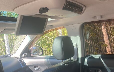 Mitsubishi Outlander III рестайлинг 3, 2007 год, 1 350 000 рублей, 10 фотография