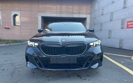 BMW 5 серия, 2024 год, 9 000 000 рублей, 6 фотография