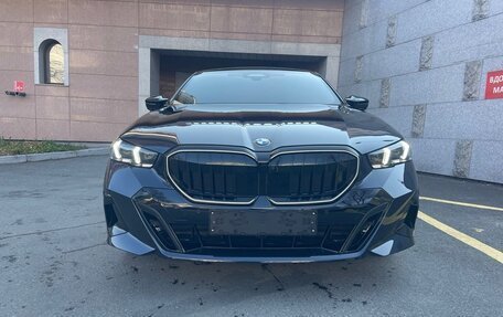 BMW 5 серия, 2024 год, 9 000 000 рублей, 3 фотография