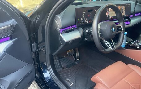 BMW 5 серия, 2024 год, 9 000 000 рублей, 20 фотография