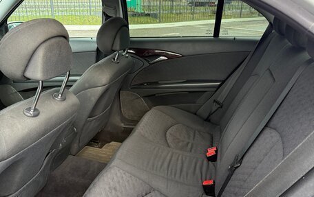 Mercedes-Benz E-Класс, 2005 год, 670 000 рублей, 8 фотография