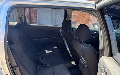 Toyota Wish II, 2005 год, 800 000 рублей, 6 фотография