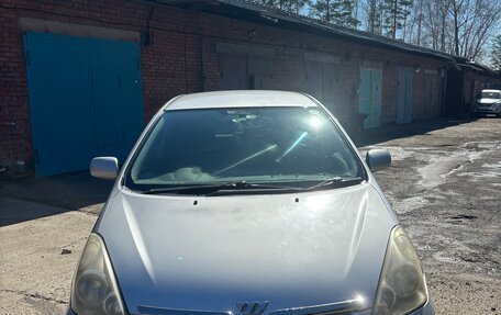 Toyota Wish II, 2005 год, 800 000 рублей, 16 фотография