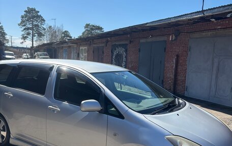 Toyota Wish II, 2005 год, 800 000 рублей, 10 фотография