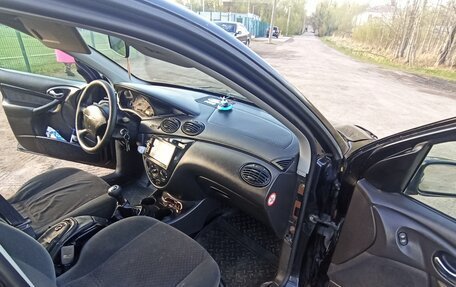 Ford Focus IV, 2001 год, 169 999 рублей, 17 фотография