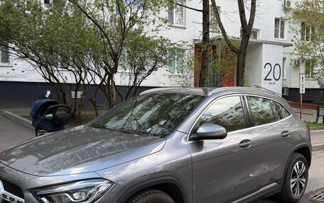 Mercedes-Benz GLA, 2021 год, 3 200 000 рублей, 3 фотография