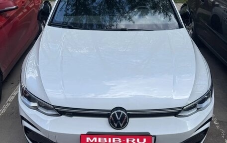 Volkswagen Golf VIII, 2022 год, 2 900 000 рублей, 2 фотография