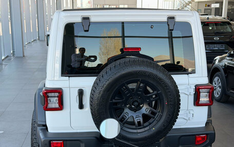 Jeep Wrangler, 2020 год, 6 499 000 рублей, 5 фотография