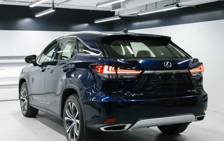 Lexus RX IV рестайлинг, 2021 год, 5 500 000 рублей, 6 фотография