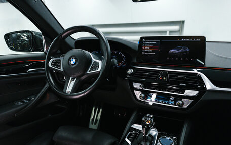 BMW 5 серия, 2022 год, 3 200 000 рублей, 19 фотография
