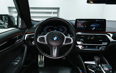 BMW 5 серия, 2022 год, 3 200 000 рублей, 21 фотография