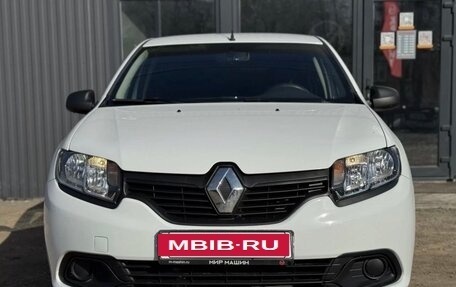 Renault Logan II, 2015 год, 870 000 рублей, 1 фотография