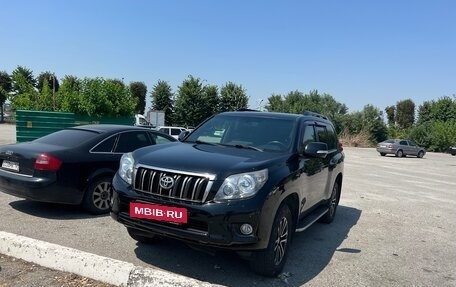 Toyota Land Cruiser Prado 150 рестайлинг 2, 2011 год, 3 300 000 рублей, 6 фотография
