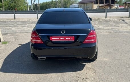 Mercedes-Benz S-Класс, 2010 год, 1 900 000 рублей, 4 фотография