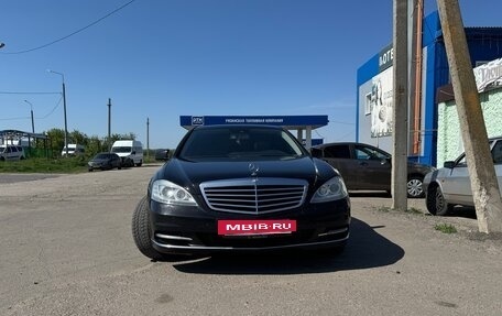 Mercedes-Benz S-Класс, 2010 год, 1 900 000 рублей, 2 фотография