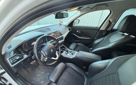 BMW 3 серия, 2020 год, 2 600 000 рублей, 7 фотография