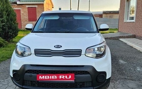 KIA Soul II рестайлинг, 2019 год, 1 349 000 рублей, 4 фотография