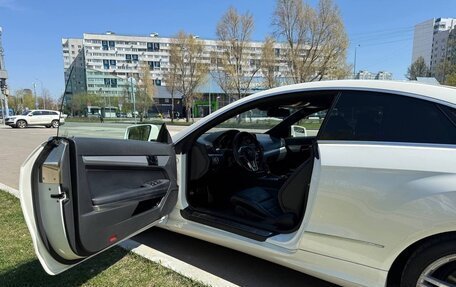 Mercedes-Benz E-Класс, 2011 год, 1 600 000 рублей, 6 фотография