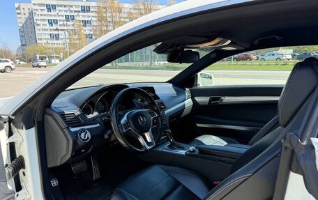 Mercedes-Benz E-Класс, 2011 год, 1 600 000 рублей, 4 фотография
