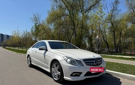 Mercedes-Benz E-Класс, 2011 год, 1 600 000 рублей, 11 фотография