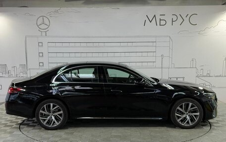 Mercedes-Benz E-Класс, 2025 год, 7 880 000 рублей, 4 фотография