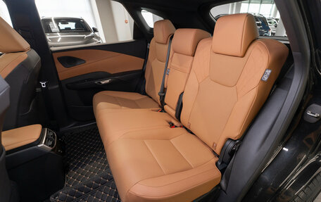 Lexus RX IV рестайлинг, 2025 год, 7 850 000 рублей, 13 фотография