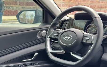 Hyundai Elantra, 2023 год, 1 220 333 рублей, 10 фотография