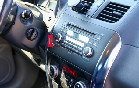 Suzuki SX4 II рестайлинг, 2011 год, 1 100 000 рублей, 13 фотография