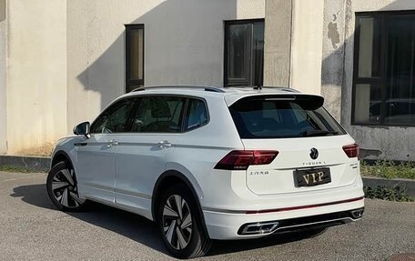 Volkswagen Tiguan II, 2023 год, 2 080 333 рублей, 6 фотография