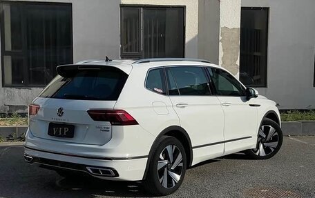 Volkswagen Tiguan II, 2023 год, 2 080 333 рублей, 4 фотография