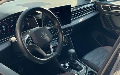 Volkswagen Tiguan II, 2023 год, 2 080 333 рублей, 9 фотография