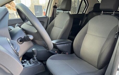 Renault Logan II, 2015 год, 870 000 рублей, 8 фотография