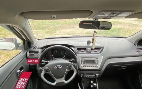 KIA Rio III рестайлинг, 2016 год, 780 000 рублей, 25 фотография