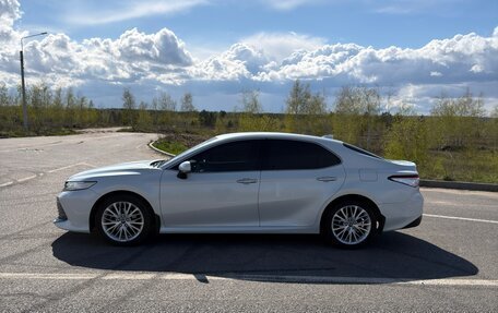 Toyota Camry, 2019 год, 3 150 000 рублей, 6 фотография
