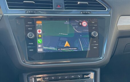 Volkswagen Tiguan II, 2019 год, 2 650 000 рублей, 12 фотография