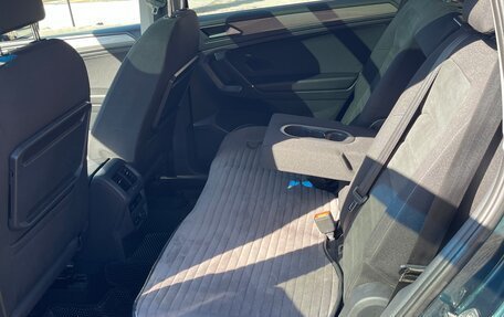 Volkswagen Tiguan II, 2019 год, 2 650 000 рублей, 7 фотография