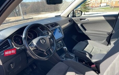 Volkswagen Tiguan II, 2019 год, 2 650 000 рублей, 10 фотография