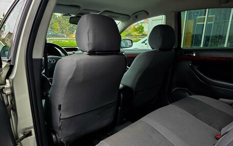 Toyota Avensis III рестайлинг, 2003 год, 810 000 рублей, 11 фотография