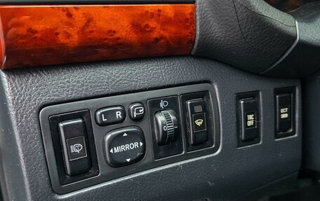 Toyota Avensis III рестайлинг, 2003 год, 810 000 рублей, 15 фотография