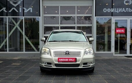 Toyota Avensis III рестайлинг, 2003 год, 810 000 рублей, 3 фотография