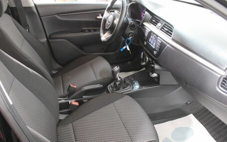 KIA Rio IV, 2019 год, 1 400 000 рублей, 11 фотография