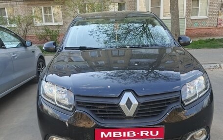 Renault Logan II, 2016 год, 850 000 рублей, 1 фотография