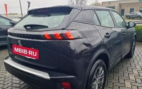 Peugeot 2008 II, 2022 год, 2 218 000 рублей, 3 фотография